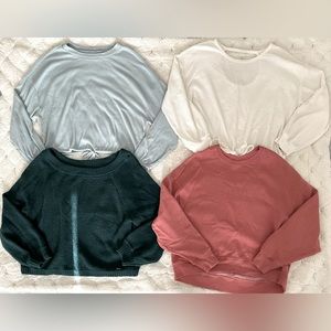 Lot of 4 large Hollister sweaters/tops barely worn